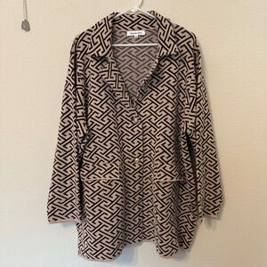 Women’s Knitted Geometric Print Sweater/Overcoat